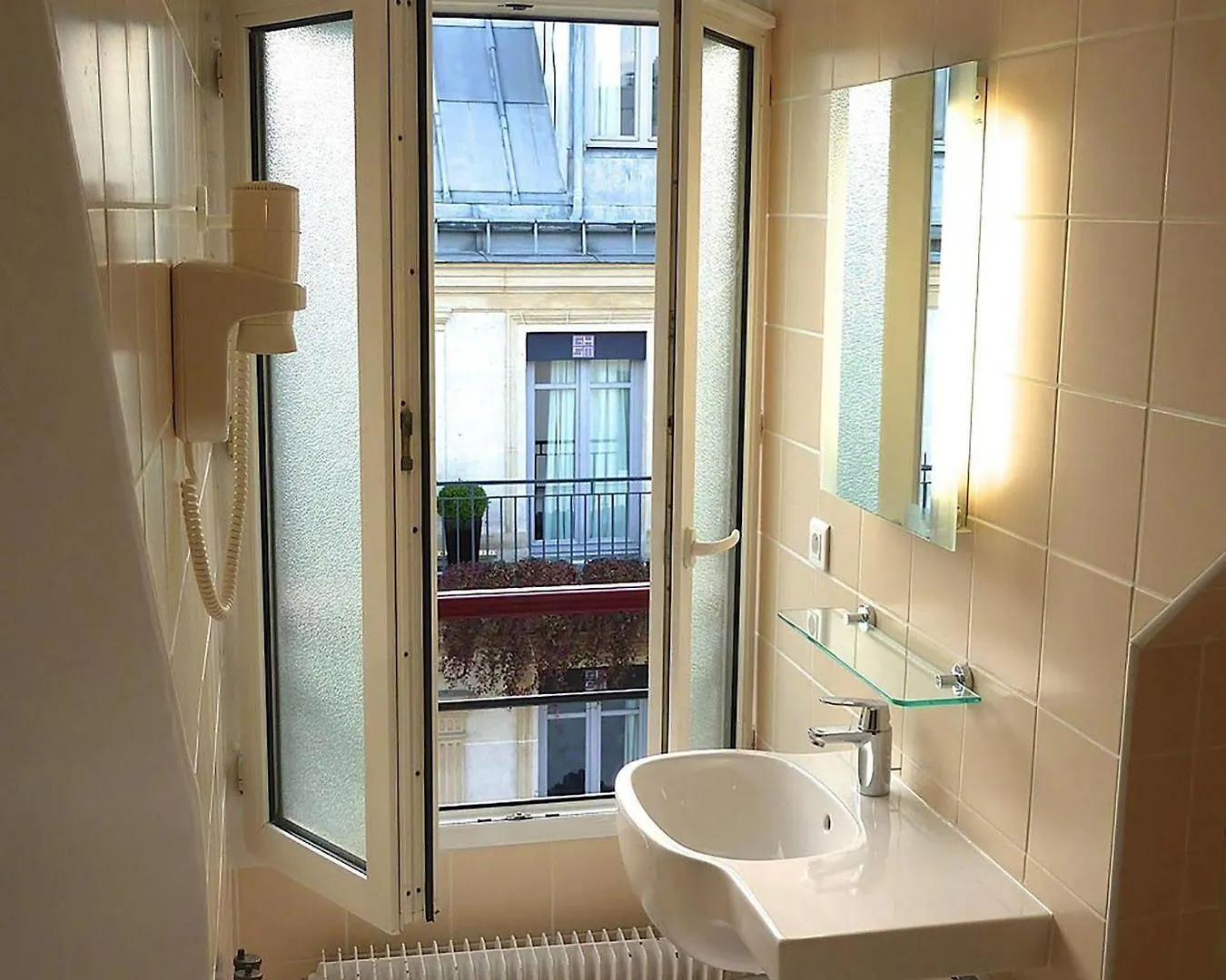 Salvia Paris Otel