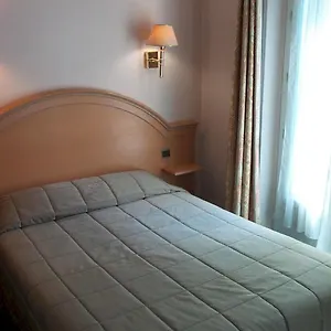 Des Arenes Отель