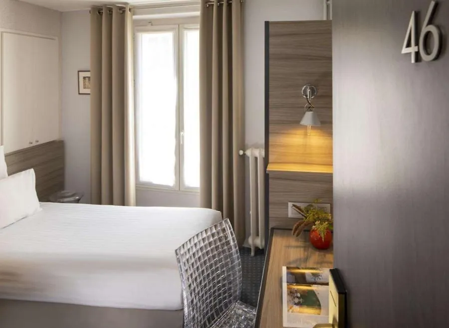 Salvia Paris Hotel