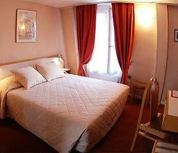 Hotel Salvia París 3*,
